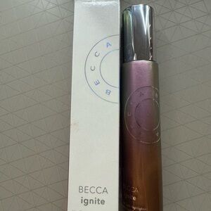 BECCA Ignite Liquid Highlighter - strength